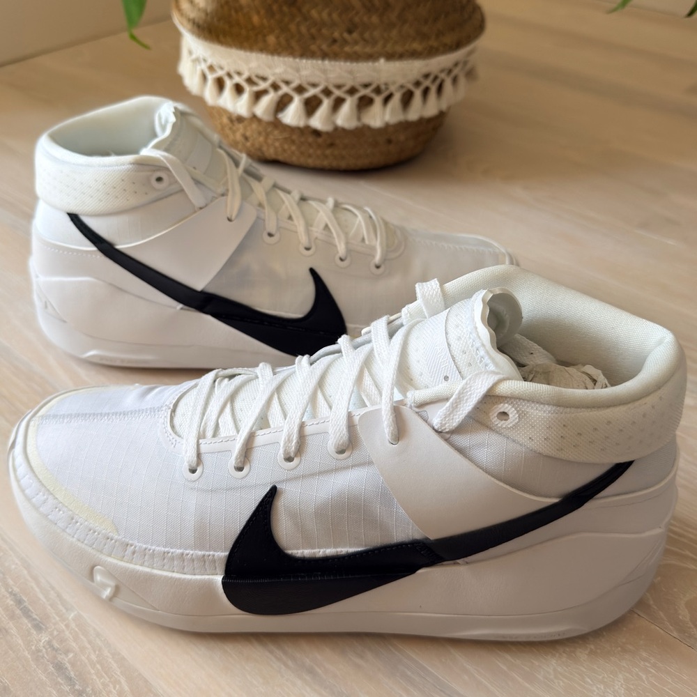 Nike KD 13 TB Promo White Black Men’s Size 11 Basketball Shoe CW4115-103 - Picture 14 of 15